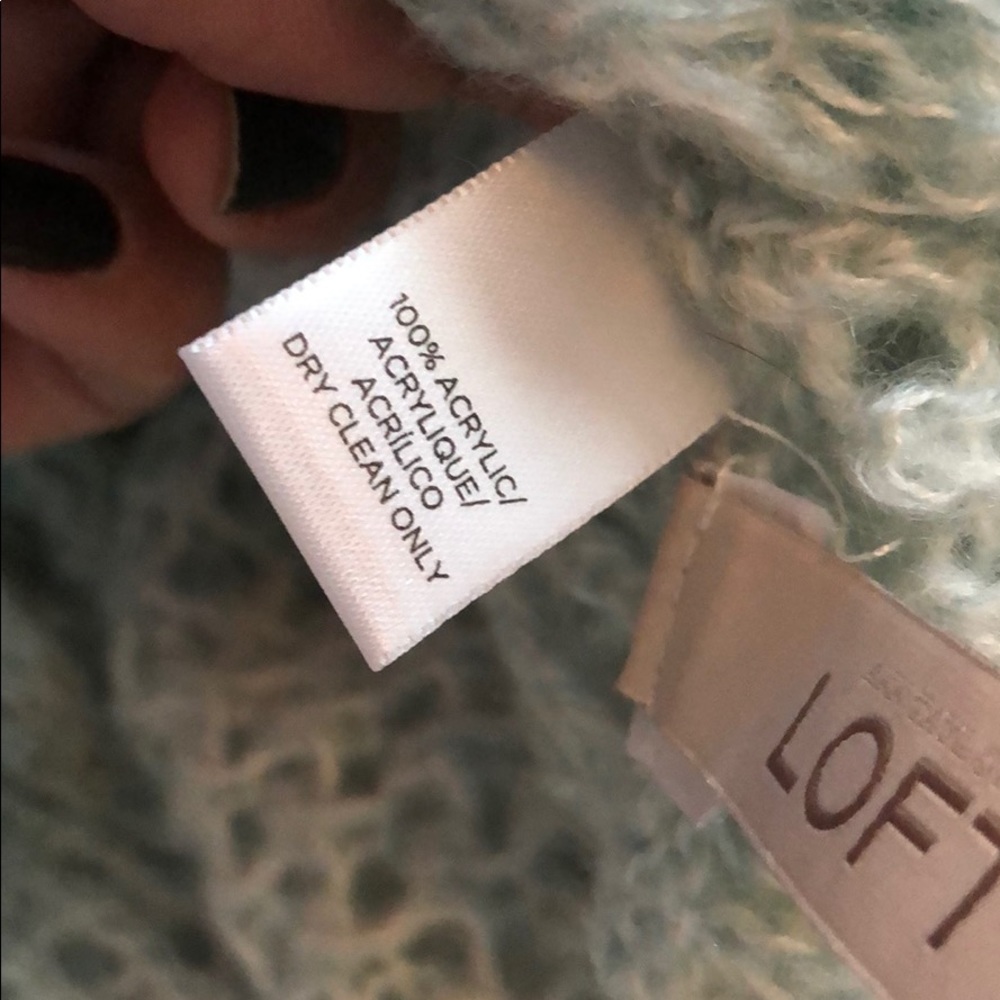 Loft Scarf - Picture 2 of 2
